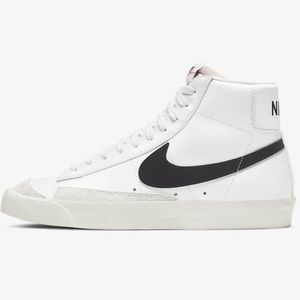 Nike Blazer Mid ‘77 vintage size 7